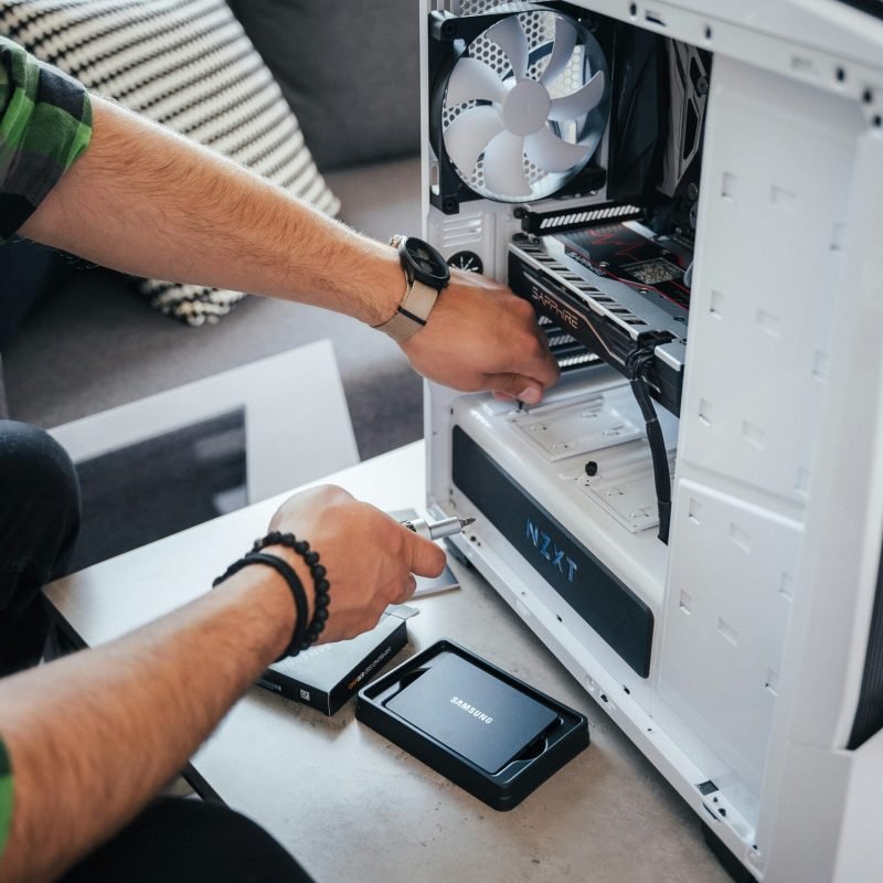 samsung-memory-IO6lB6zHo7M-unsplash