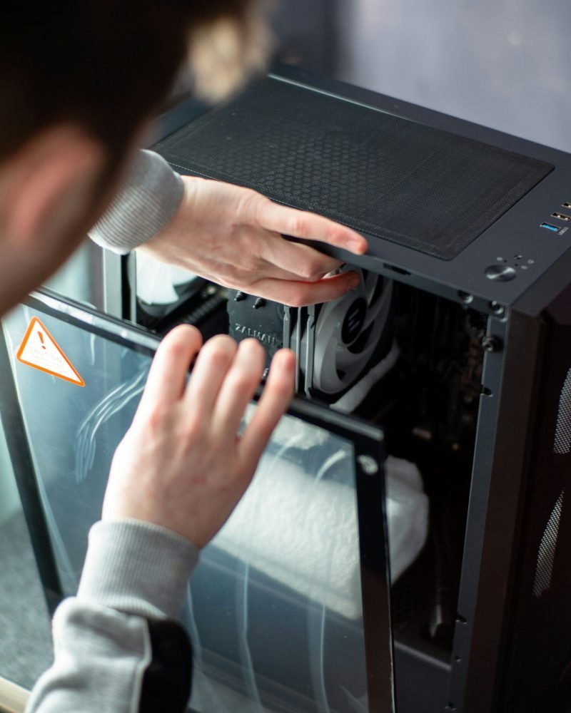 vadim-bogulov-goEyMwu0QFs-unsplash